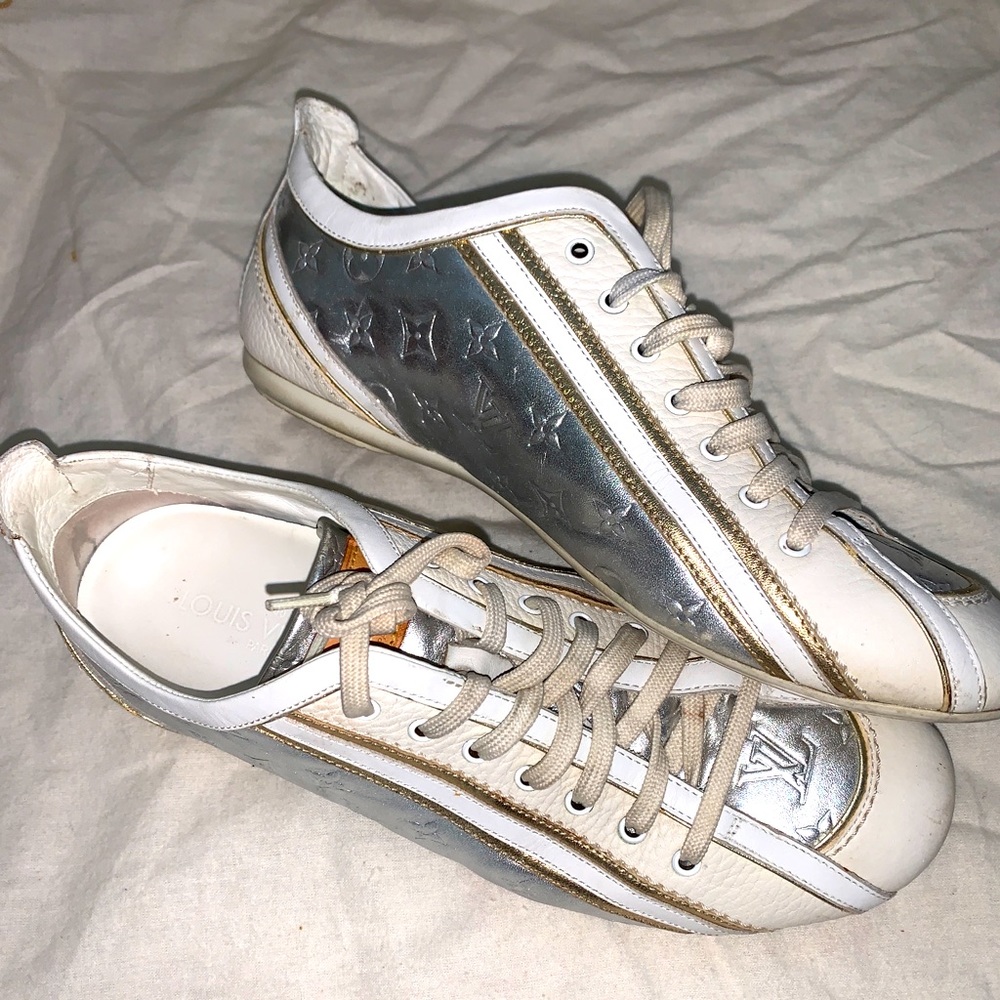 Louis Vuitton Authentic Vintage Shoes 10”